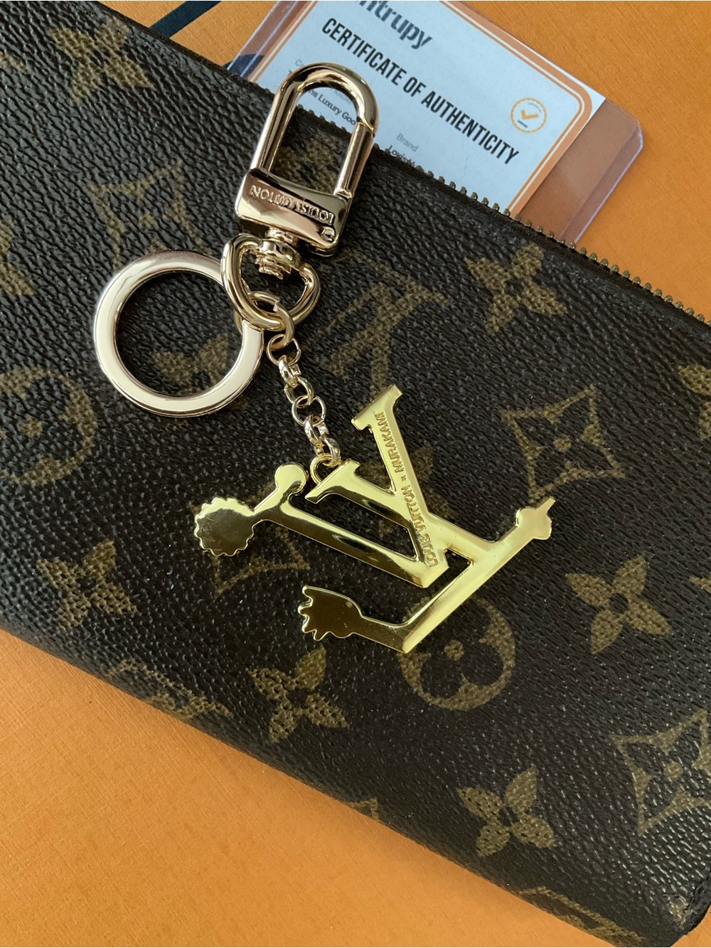 Louis Vuitton Gold LV Monogram Key & Card Holder Charm - Picture 3 of 5